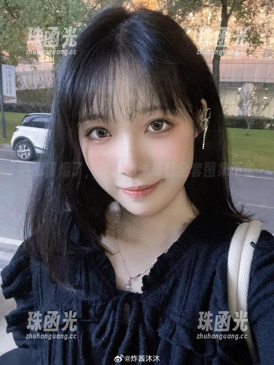 炸酱沐沐 热的冒烟了,炸酱沐沐夏日全套图集不怕灼伤