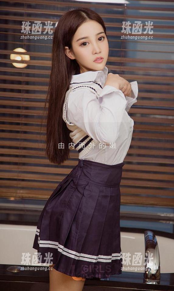爱尤物-陆萱萱cecilia 爱尤物 - 陆萱萱cecilia的网袜写真集,看得我眼睛都冒光了,原图谁来分我一半?