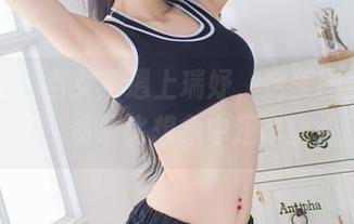 爱蜜社 - 当女王遇上瑞妤，这美图妥妥撩到了，资源比想象中还丰富呢！