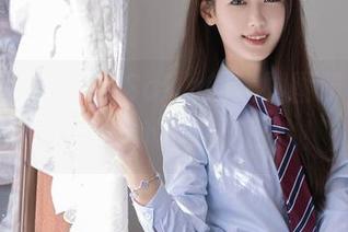秀人网 - 周于希Sally的美脚图册，免费查看，但小心别流口水！