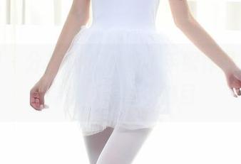 秀人网 - 分享杜viki的水手服作品集，这姿态，谁能不侧目