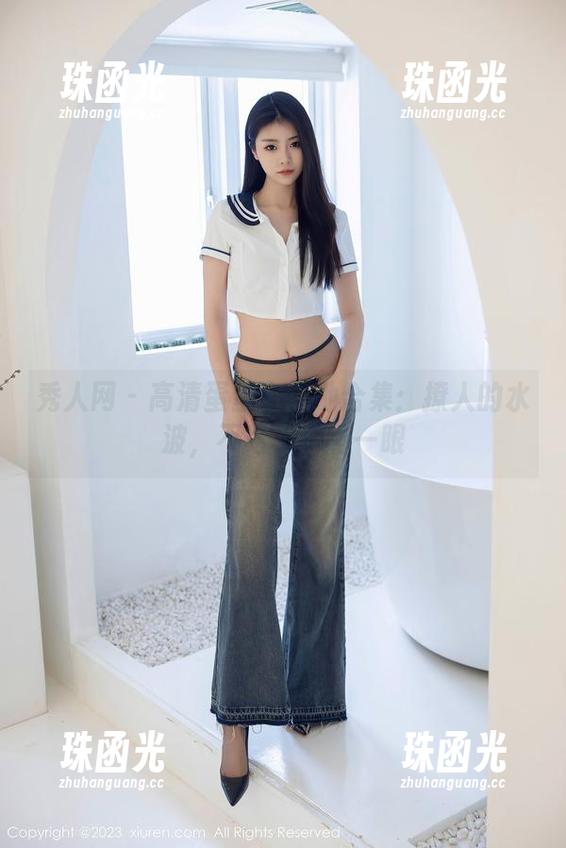 秀人网 - 高清蛋蛋宝泳池合集：撩人的水波，不得不多看一眼