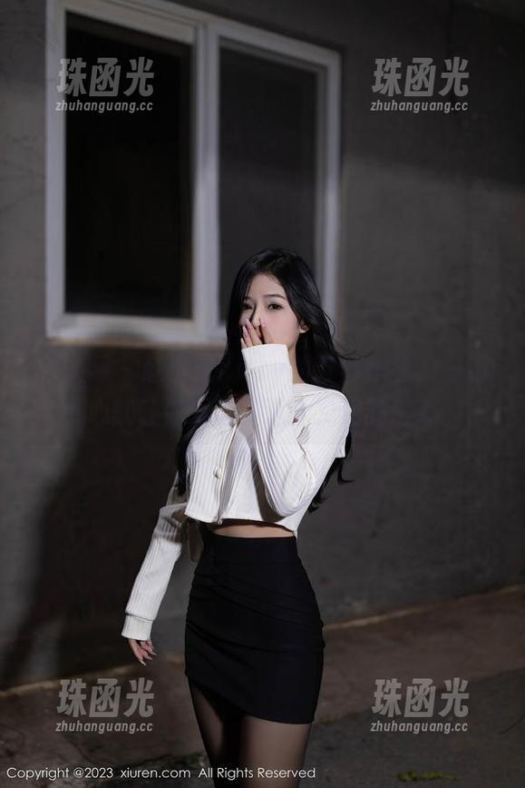 秀人网-赵小米kitty 秀人网 - 赵小米kitty的蕾丝作品,一不小心就让你爱上了这个免费的诱惑。