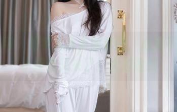秀人网 - 陈芊儿水手服套图，心潮不定的小探险又来了！大胆遐想