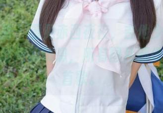 稚乖画册 - 遇见赤西夜夜，吉他少女正等着忘记时间的叹息，所有图片都像握着一首歌。