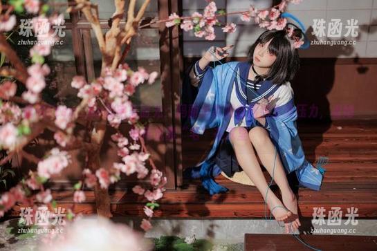 纸悦Etsu_ko 纸悦Etsu_ko的宅家时光:玛丽居家服套图完全没压力,看她如何优雅“宅”在家里