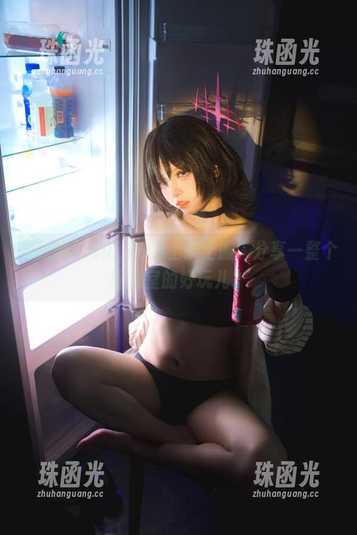 纸悦Etsu_ko 当纸悦Etsu_ko穿上护士服,分享一整个医务室的好玩儿。