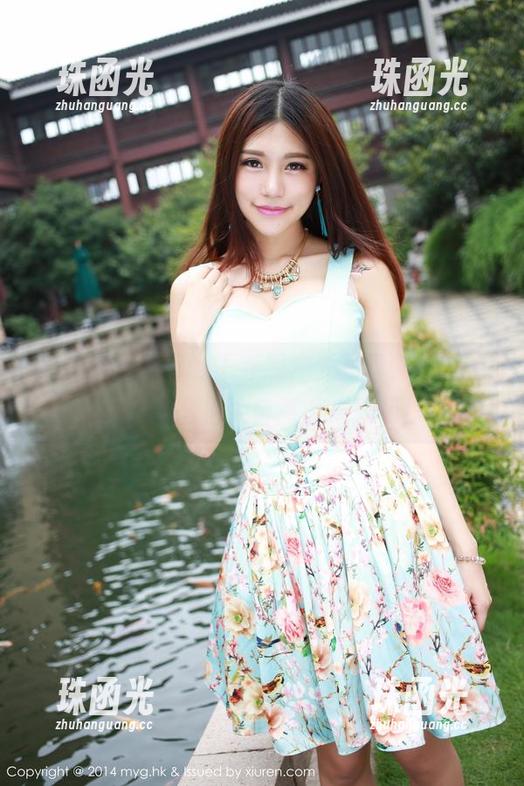 美媛馆 - Abby王乔恩户外写真集更新：看她怎么把大自然变成秀场！