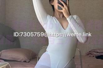 微密圈 - 美邵女Baby：这可爱图集，提神醒脑，二次元与三次元的交融。