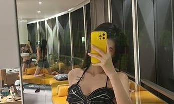 微密圈 - 葛征的酒店对镜照片，你有没有考虑过别的背景？