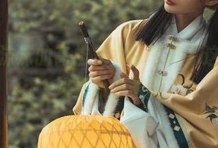 看！蠢沫沫的高雄兔女郎写真，这才是宛如童话的美图