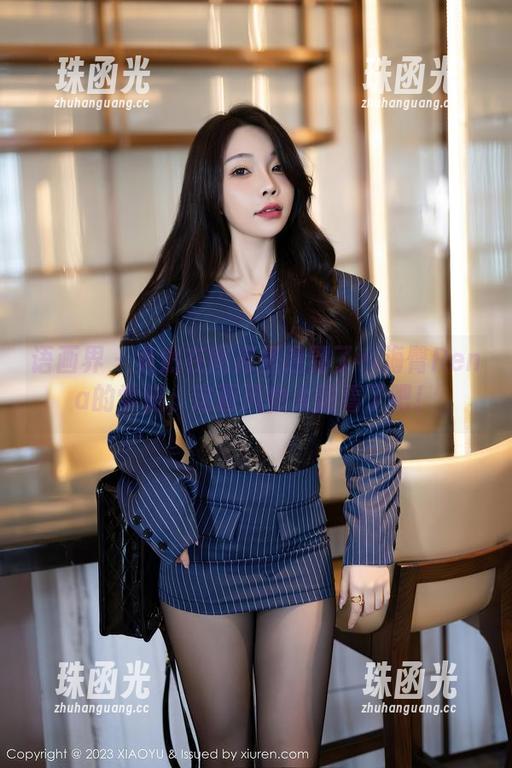 语画界-小海臀Rena 语画界 - 竟然在图库里遇到了小海臀Rena的学姐,这画风也太耐看了吧!
