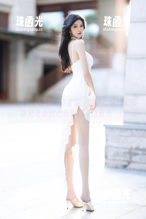 语画界-言沫 语画界 - 在线职场直播:言沫的黑丝秘书能把老板的心都弄得“门难开”!