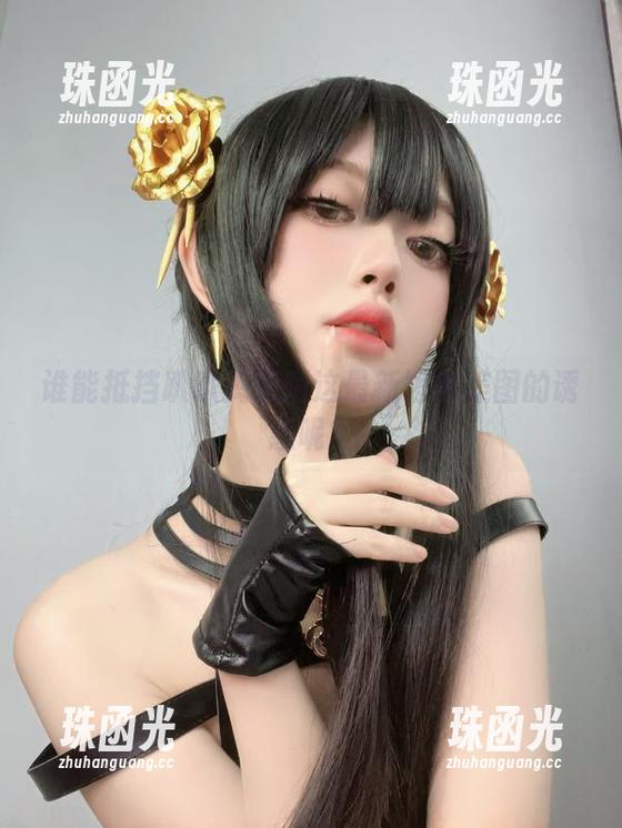 谁能抵挡趴趴捣蛋陌这最新短裤美图的诱惑呢？