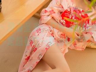 轰趴猫 - 没有圣光，只有曲曲的随意姿态，你一定想看这一套图的居家影像！