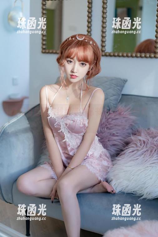想成为过期米线线喵的秘书？这组原图供你参照！