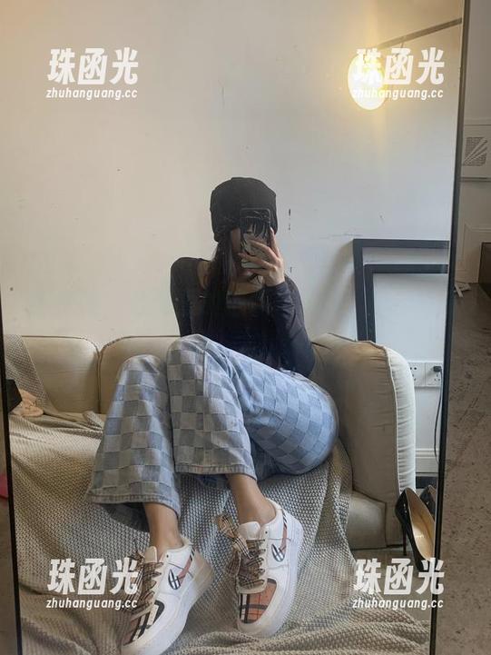陈佩奇 微密圈 - 合集里的陈佩奇黑色:图,好看;情,太复杂。